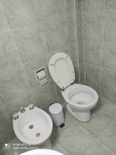Alquiler Monoambiente Barrio Norte Zona Próxima Facultad De Medicina.