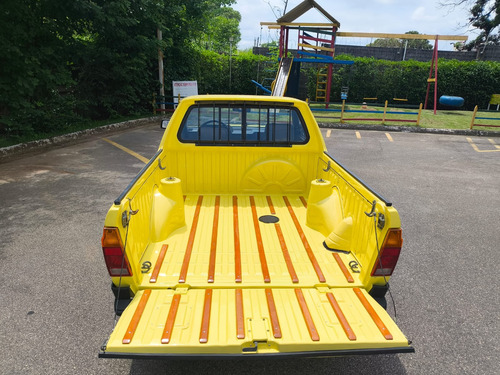 Vw Saveiro Amarelo Sunny Cl 1.6 Placa Preta Com 5 Bbs 14