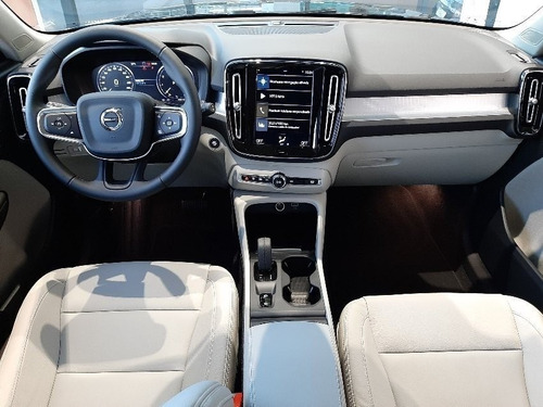 Xc40 T5 Phev Momentum