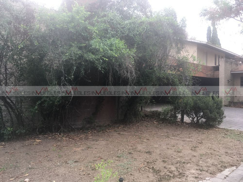 Terreno Para Desarrollar En Venta En Zona De Los Callejones,