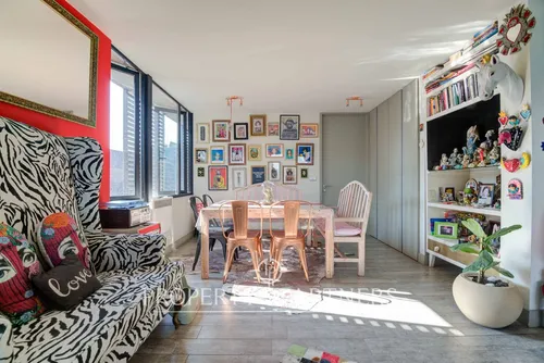 Penthouse Dúplex Con Vista Despejada En Moderno Ed...