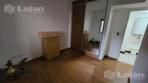 Imagen 10 de 21 de Depto 2 Amb Mataderos Con Dos Patios