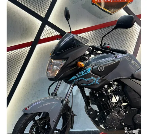 Yamaha Szr