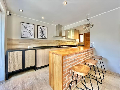 Imagen 15 de 30 de Casa En Venta En Vitacura: Sport Francés / Colegio Manquehue