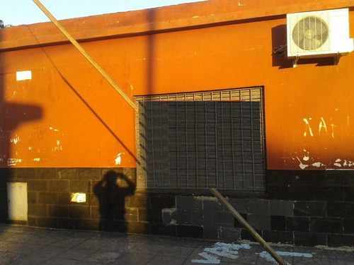 Imagen 3 de 3 de Venta Local Comercial - Dueño Del Espacio Aéreo - Esquina