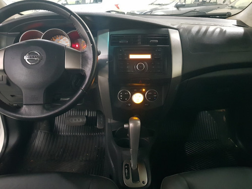 Nissan Livina 1.8 Sl X-gear 16v Flex 4p Automático