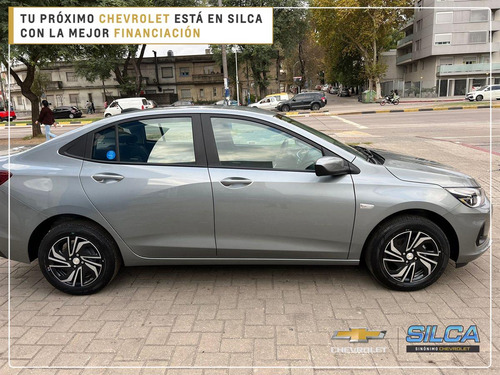 Imagen 4 de 19 de Chevrolet Onix Plus Lt2 2024 Gris Oscuro 0km