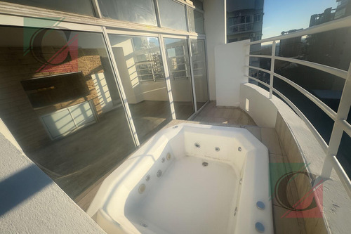 Dúplex 3 Ambientes Con 2 Cocheras, Quincho, Parrilla Y Jacuzzi