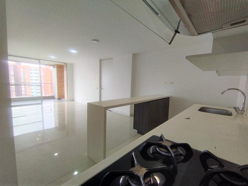 Apartamento En Arriendo Ubicado En Envigado Sector Escobero (10668).