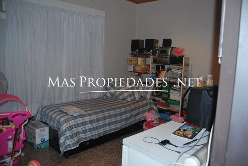 Imagen 10 de 14 de Casa En Venta De 4 Ambientes En Berazategui