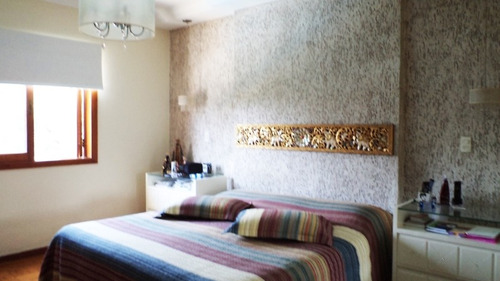 Imagem 30 de 30 de Sobrado 4 Suites, 6 Vagas E Piscina - Reo38094