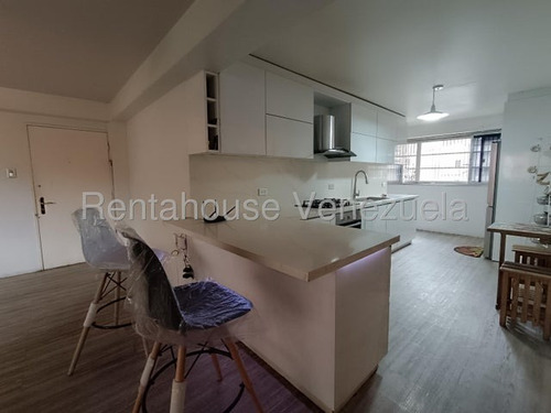 Amplio Apartamento En Venta Urb San Isidro, Maracay 25-13106 Hc
