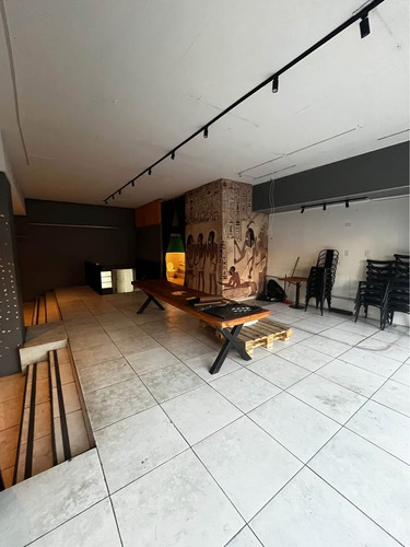 Arriendo Local Comercial Pedro De Valdivia, Ñuñoa. 150 Mt2