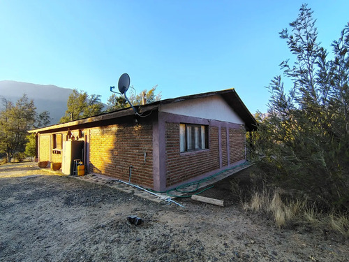 Oportunidad De Inversión - Terreno De 44 Hectáreas Con Casa