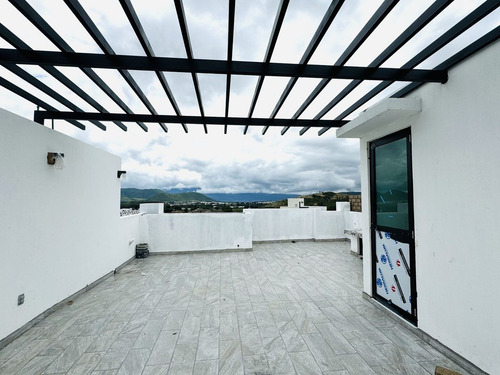 Casa Nueva En Renta En Coto Albazur En Santa Anita, Tlajomulco De Zuñiga.