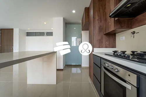 Apartamento En Venta En El Poblado, Ubicación Privilegiada