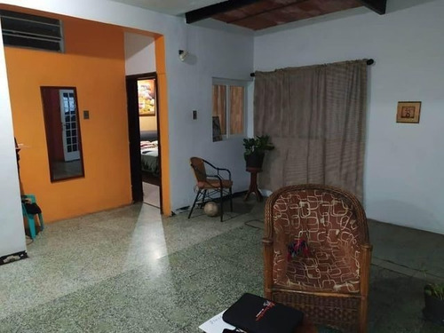Imagen 5 de 15 de Rentahouse Carabobo Vende Casa San Blas 22-13396 Jj32