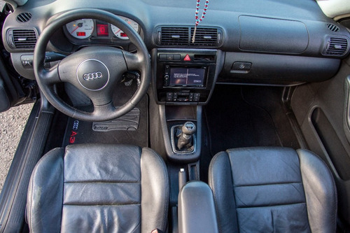 Imagem 6 de 12 de Audi A3 2005 1.8 Turbo Aut. 5p 180 Hp