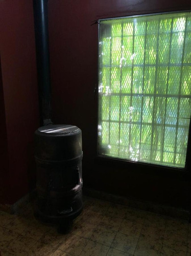Imagen 14 de 30 de Excelente Casa Quinta Con Pileta Y Quincho Cerrado