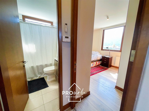Casa En Venta De 4 Dorm. En Lo Barnechea