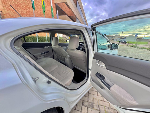 Honda Civic 1.8 Lxs Flex 4p