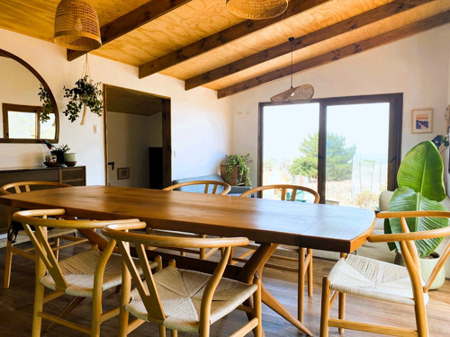 Preciosa Casa Con Vista Al Mar.