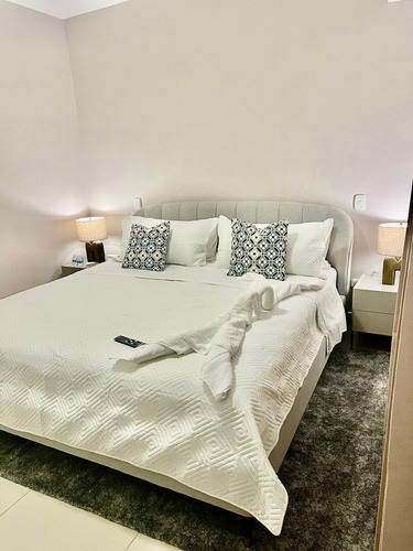 Apartamento Amueblado En Alquiler Ubicado En Evaristo Morales