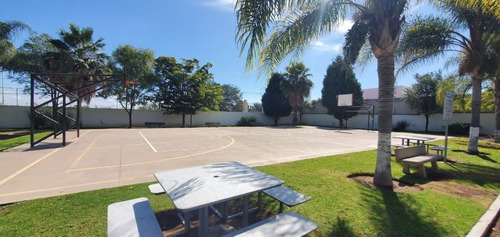 Imagen 20 de 24 de Casa Muy Bonita En Coto Nueva Galicia $3, 900,000