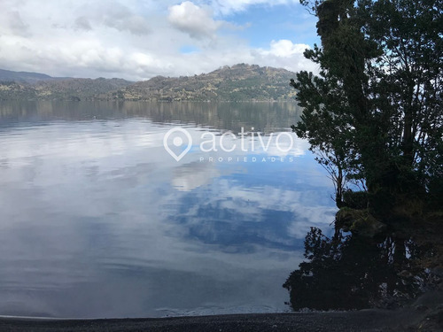 Fantástica Casa Con Borde A Lago Calafquén