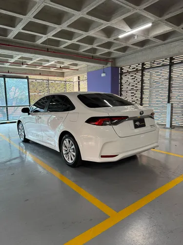 Toyota Corolla Híbrido 2023