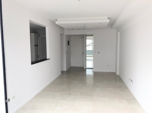 Imagen 5 de 14 de Hermoso Departamento 3 Ambientes Con Cochera Y Baulera A Est