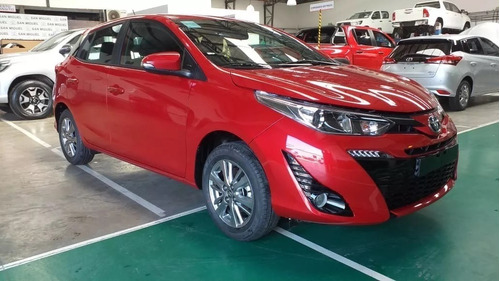 Imagen 2 de 15 de Toyota Yaris 1.5 107cvt Xls Pack 5 P -junio 2023-