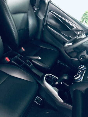 Imagem 10 de 15 de Honda Fit Lx Cvt 2018