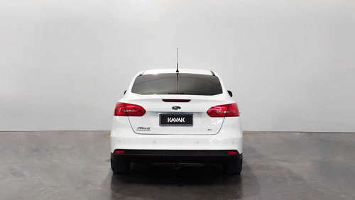 Imagen 4 de 15 de Ford Focus Iii 2.0 Sedan Se Plus At6 - 336241 - C