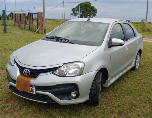 Toyota Etios 1.5 Sedan Xls