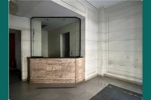 Local Comercial En Arriendo En Santiago 52,1 M2 Morandé
