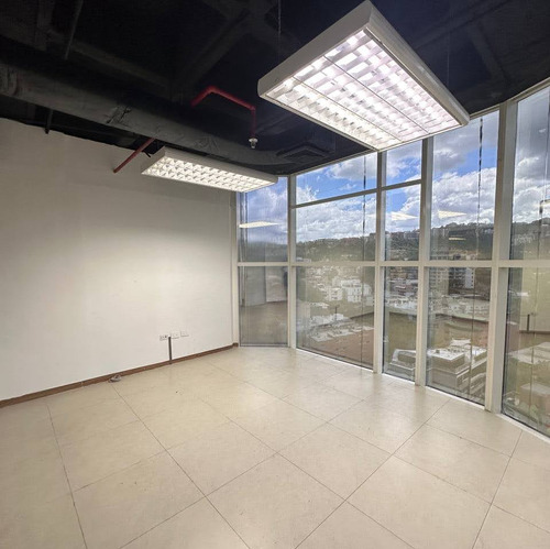 Oficina En Alquiler 100 M2 - Urb.las Mercedes