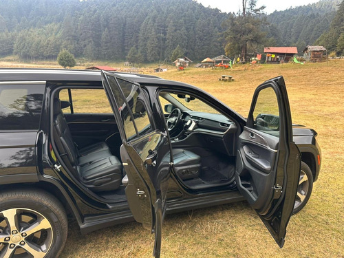 Jeep Grand Cherokee Grand Cherokee L Limited Lujo 7p v6 4x2