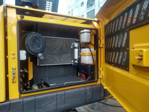 Escavadeira Sany Sy 135c-9 Cabine Com Ar Cond Repasse