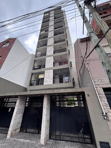 Departamento En Lanús Este