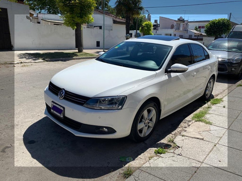 Imagen 6 de 9 de Volkswagen Vento Luxury 2.5