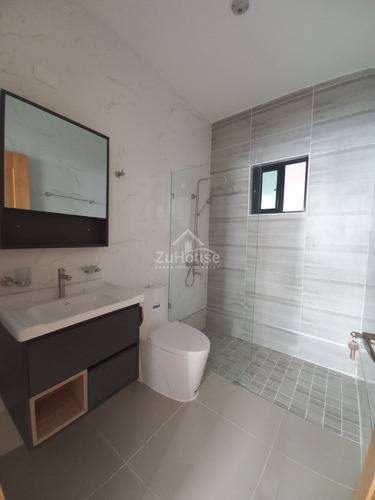 Apartamento En Alquiler En Torre En Padre Las Casas, Santiago Awpa03