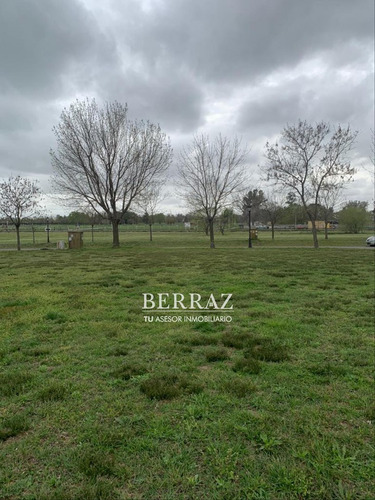 Lote Venta De 1277 M2 En Club De Campo Los Palenques Manzanares Pilar