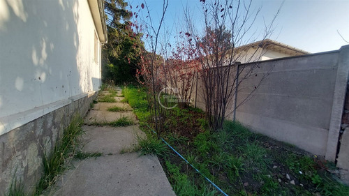 Casa En Venta De 4 Dormitorios. En Llolleo, San Antonio