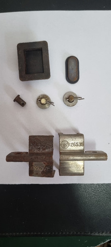 Pecinhas De Comando Duplo Motor Evinrude (Usado)