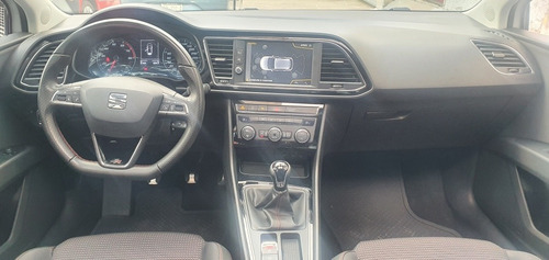 Imagen 7 de 9 de Seat Leon 1.4 T Fr 150 Hp Estandar Blanco 2018