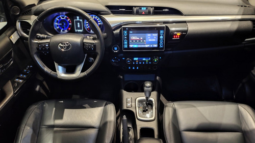 Toyota Picape Cabine Dupla Toyota Hilux Cabine Dupla 2.8 TDI SRV CD 4x4 (Aut)