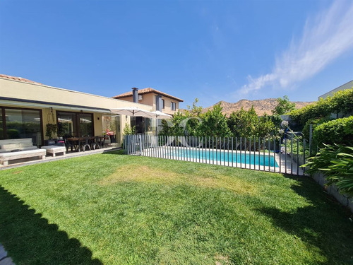 Casa En Venta De 3 Dorm. En Colina Piedra Roja Chicureo