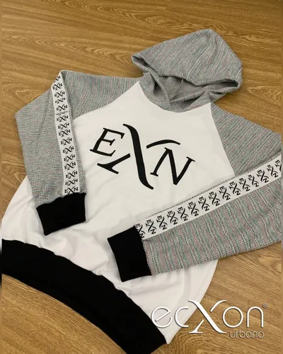 Buzo tricolor mujer sale