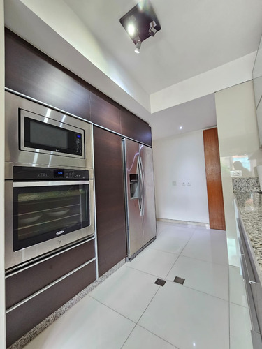 Imagen 14 de 25 de Apartamento En Venta En Urb Campo Alegre Chacao Caracas